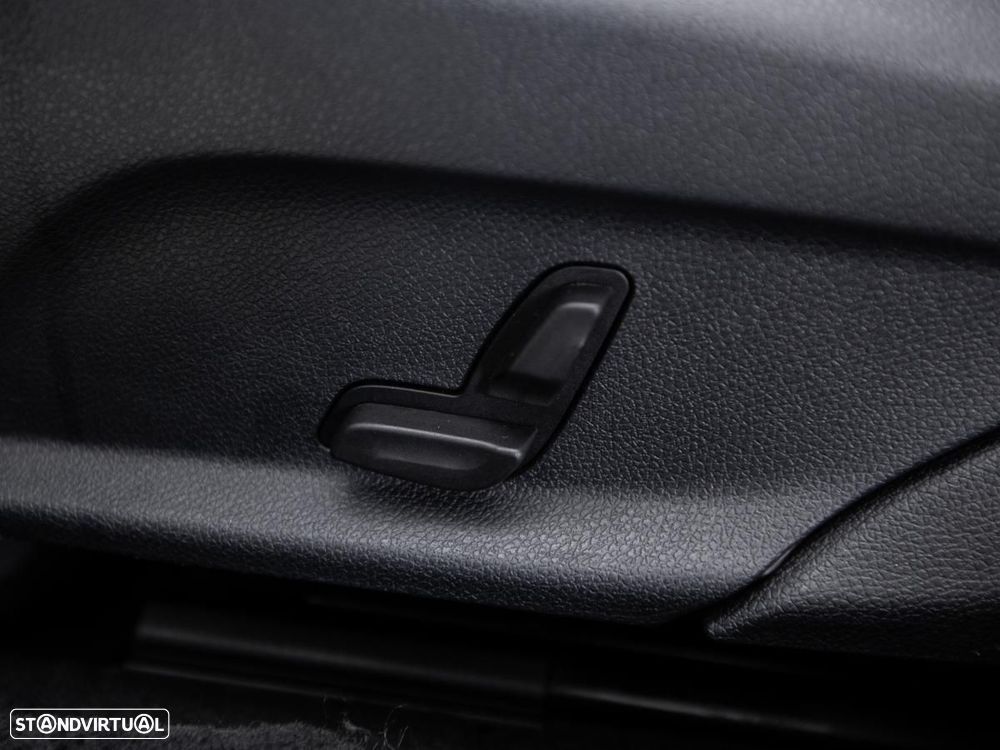Mercedes-Benz C 300 de Avantgarde - 18