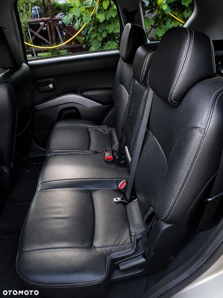 Mitsubishi Outlander 2.2 DID Instyle - 9