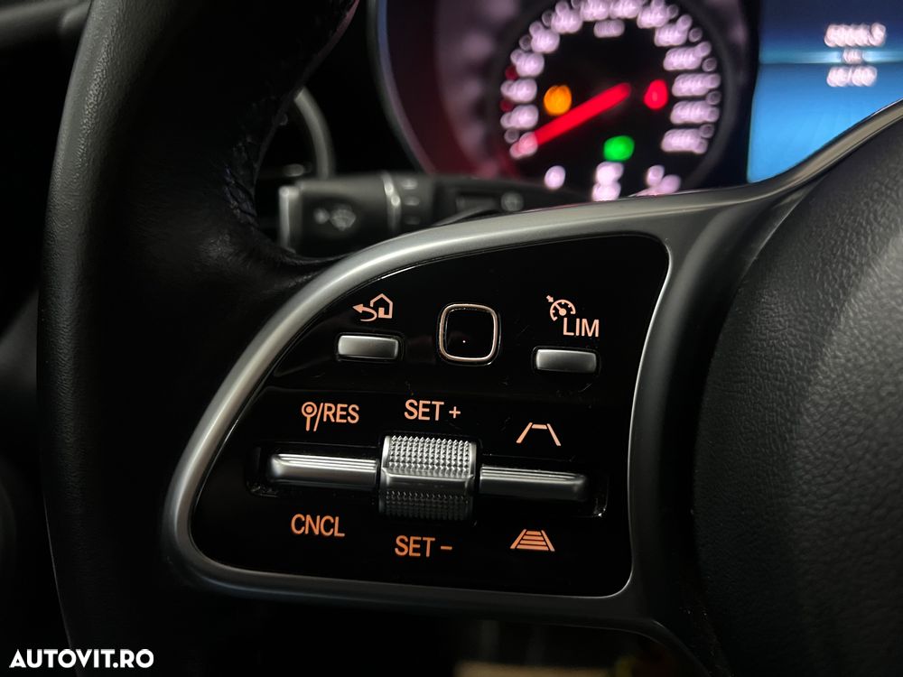 Mercedes-Benz GLC - 35