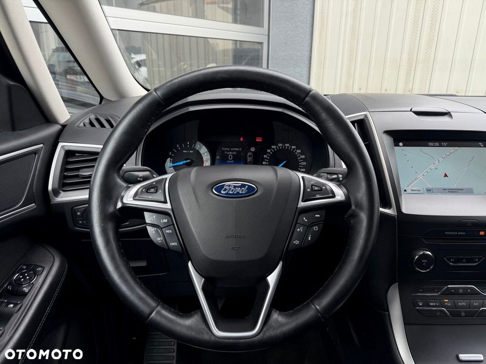Ford Galaxy - 17