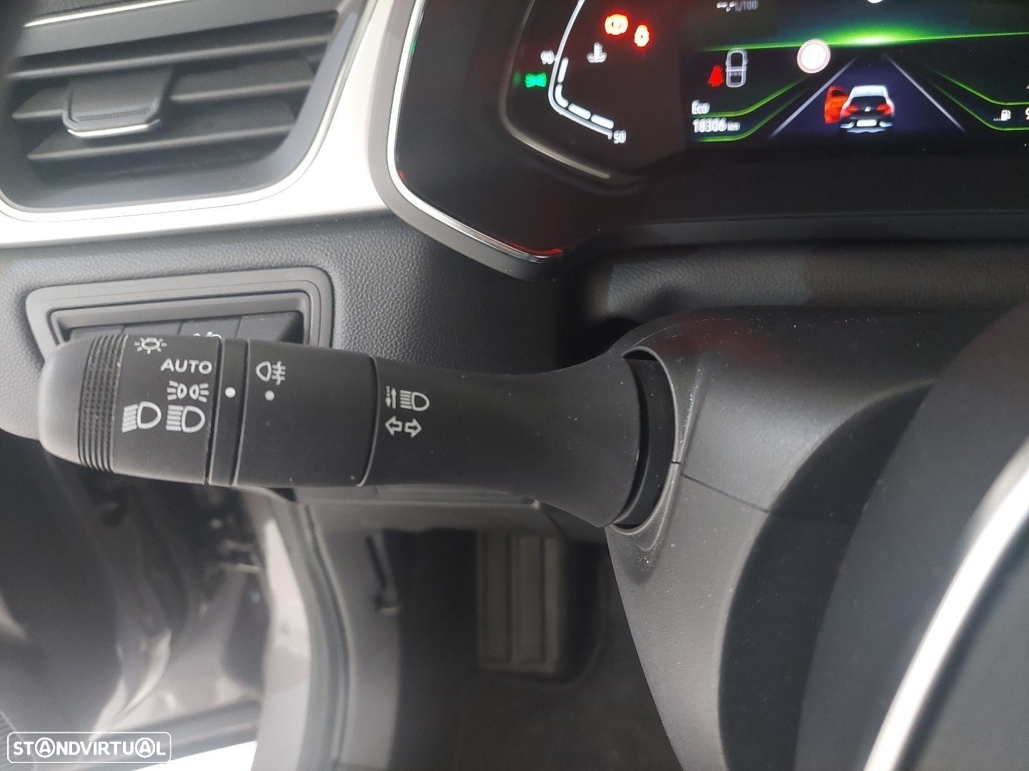Renault Captur 1.0 TCe Intens - 30