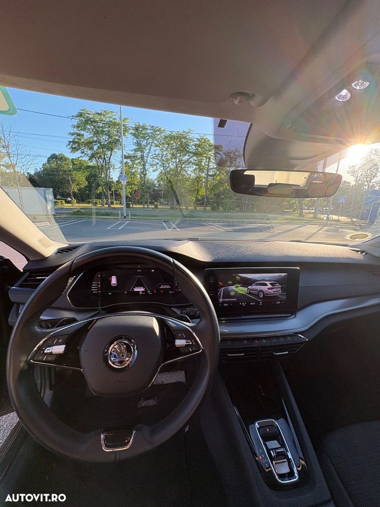 Skoda Octavia 2.0 TDI DSG Style - 7