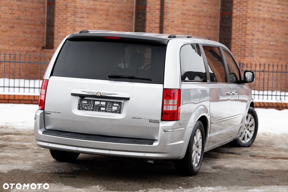 Chrysler Grand Voyager 2.8 CRD Limited - 9