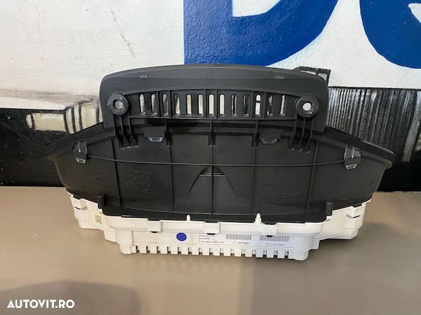 Ceas de bord cutie automata TFT Retrofit VOLVO S60 V60 XC60 2014+ 31473467 - 4