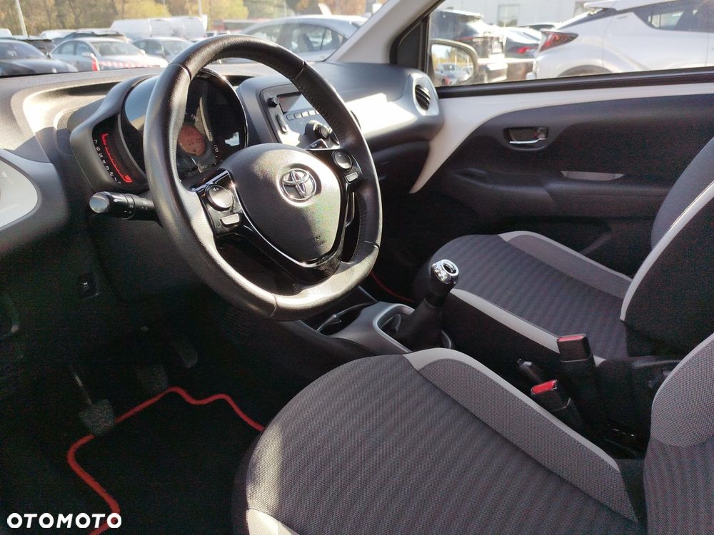 Toyota Aygo - 10