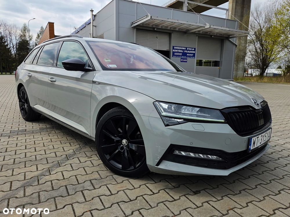 Skoda Superb 2.0 TDI SCR Sportline DSG - 21