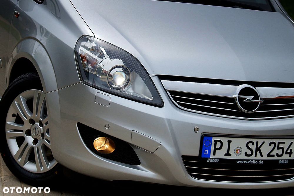 Opel Zafira 1.8 Elegance - 2