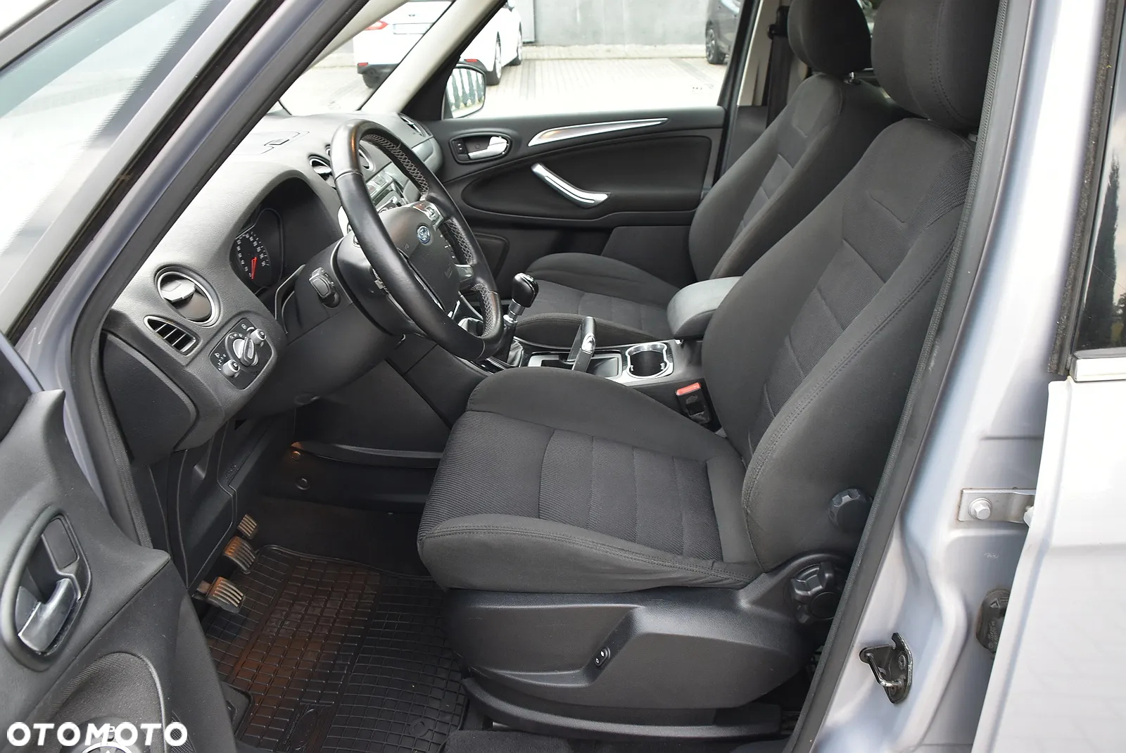 Ford Galaxy - 27