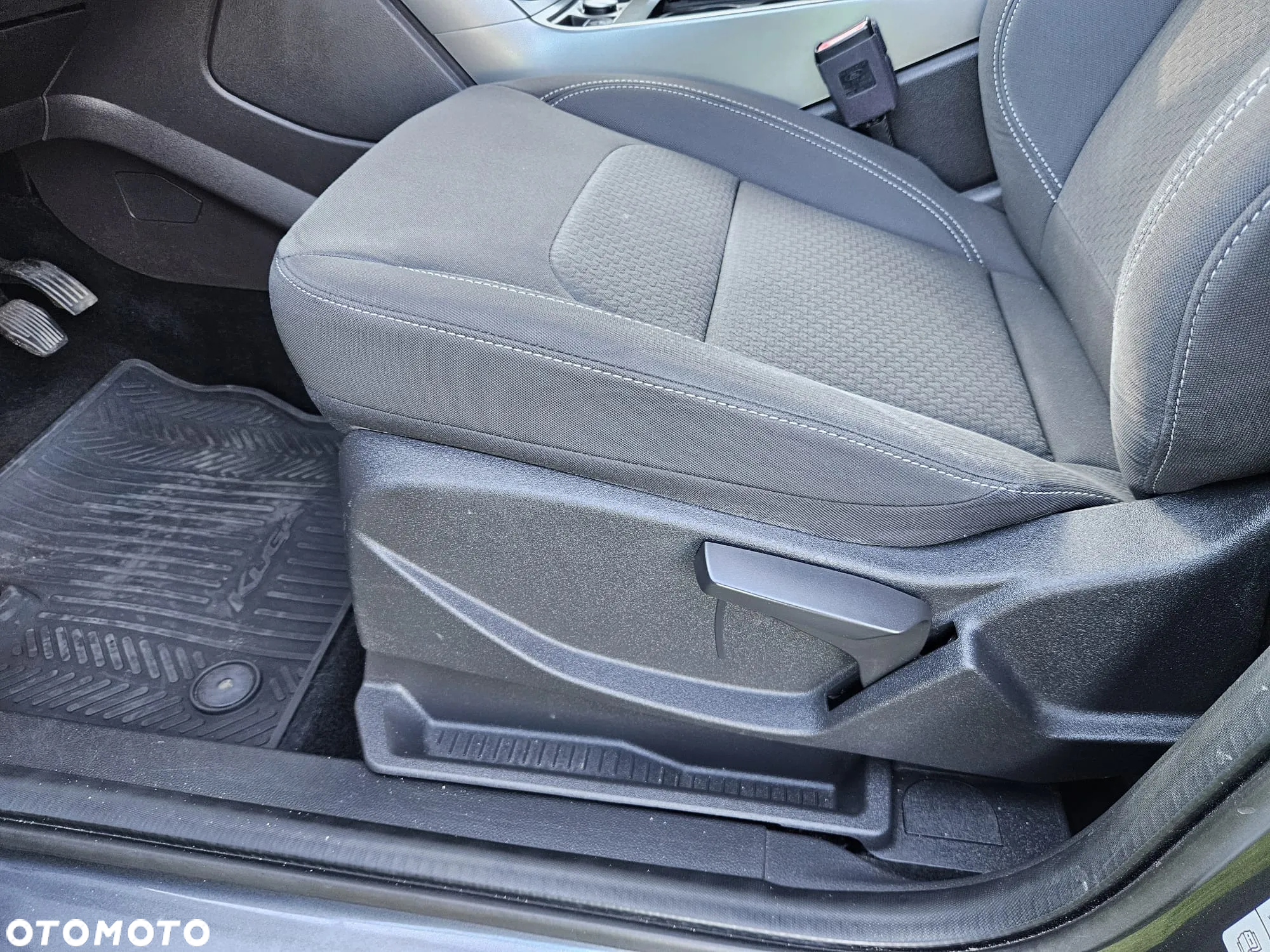 Ford Kuga 2.0 TDCi AWD Titanium - 24