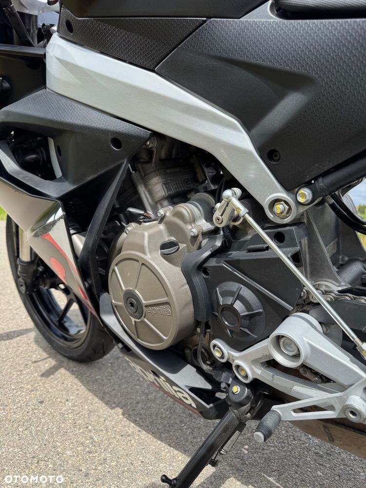 Aprilia RS - 12