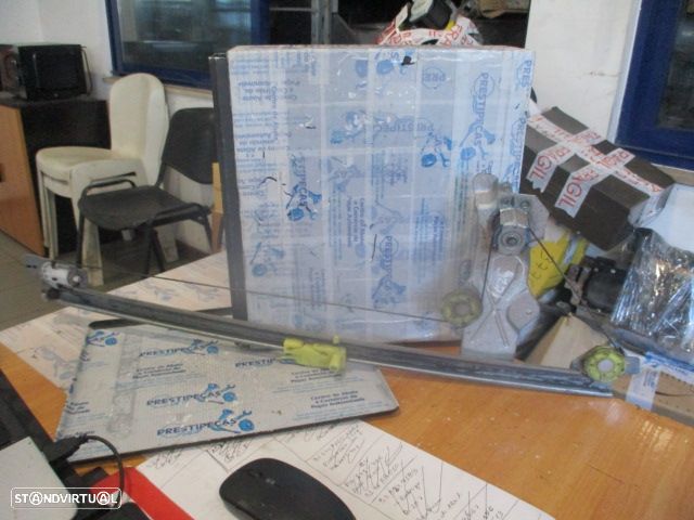 Elevador Manual Elevm927 VW PASSAT 4 BREAK 2001 1.9TDI 130CV 5P CINZENTO FE - 2