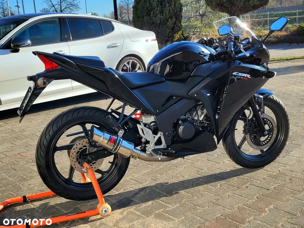 Honda CBR - 19