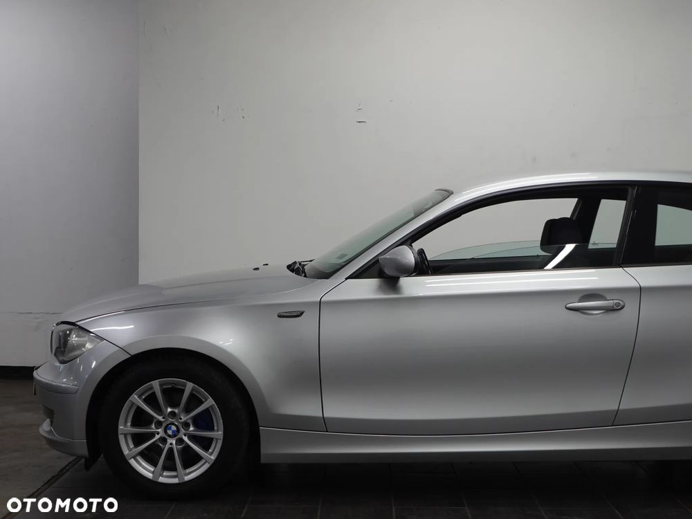 BMW Seria 1 118i - 15