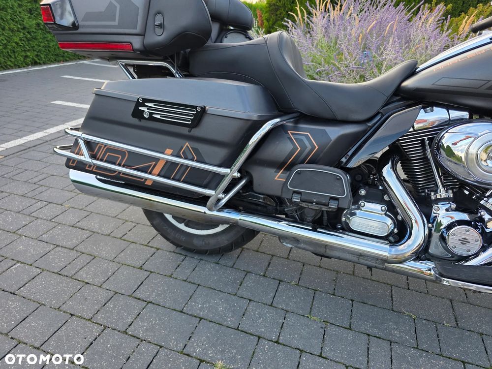 Harley-Davidson FLHTCU Ultra - 20