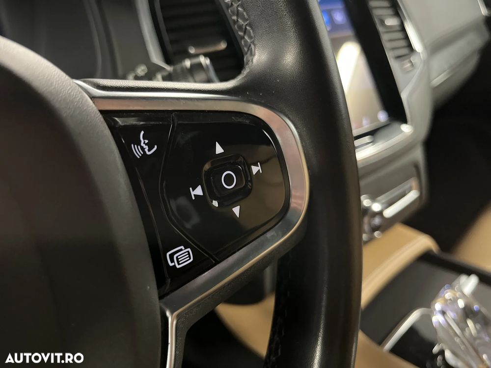 Volvo XC 90 B5 D AWD Plus Bright - 18