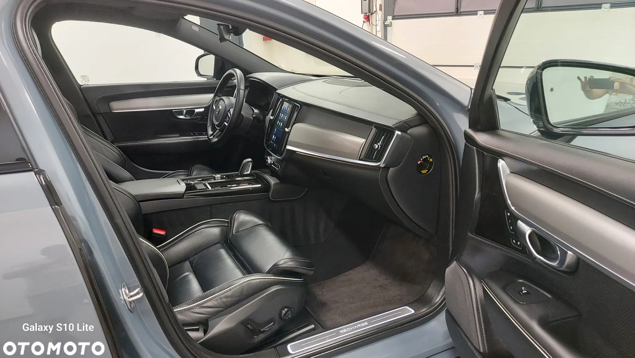Volvo V90 T8 Twin Engine AWD R Design - 8