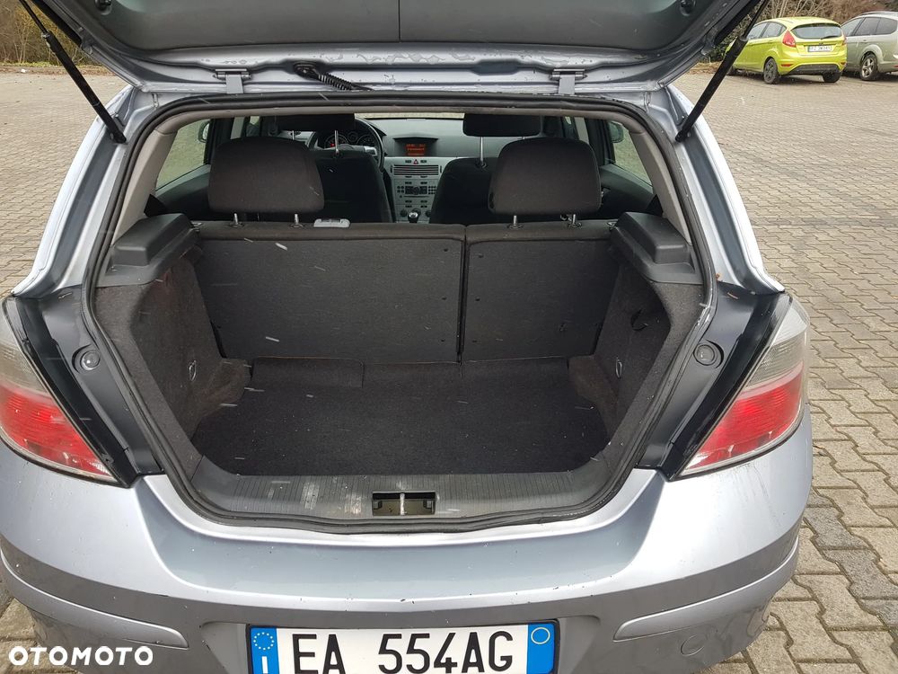Opel Astra 1.7 CDTI DPF Edition - 12