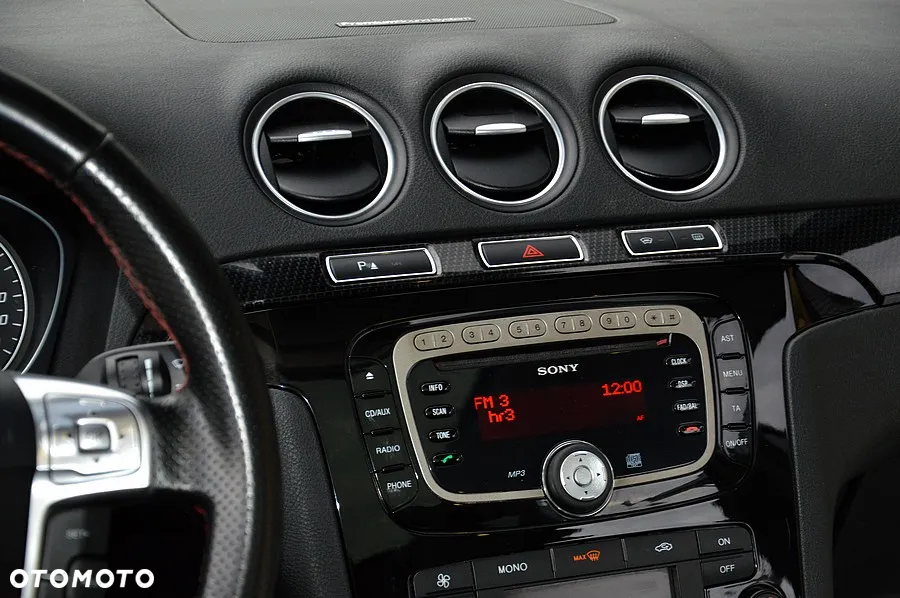 Ford S-Max - 31