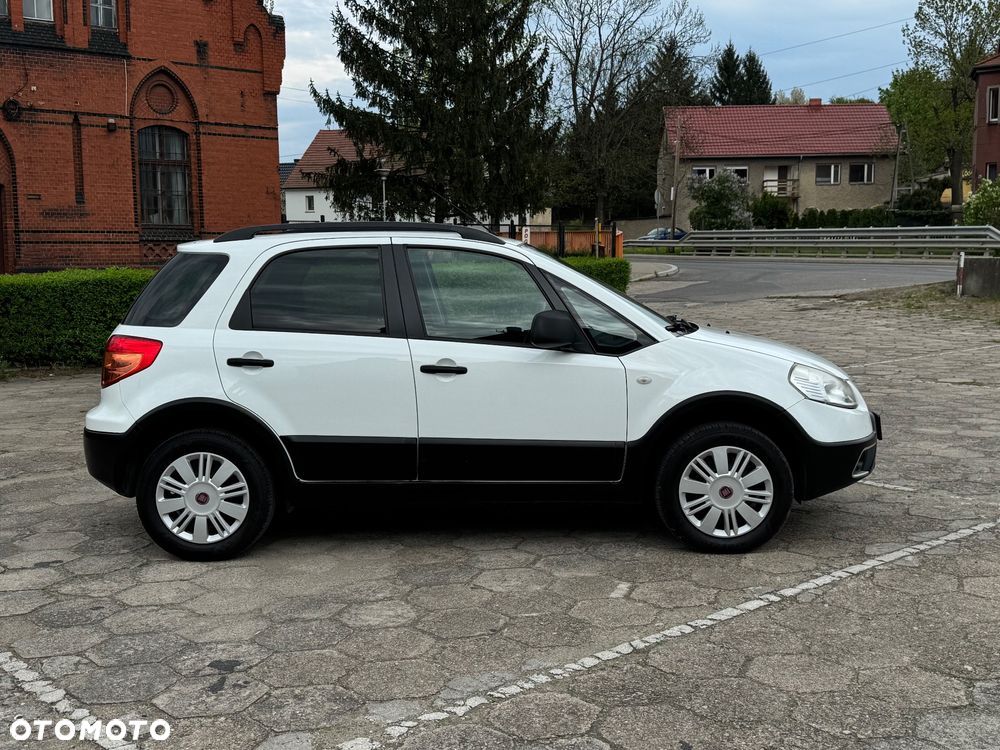 Fiat Sedici 1.6 16V 4x4 Emotion - 3