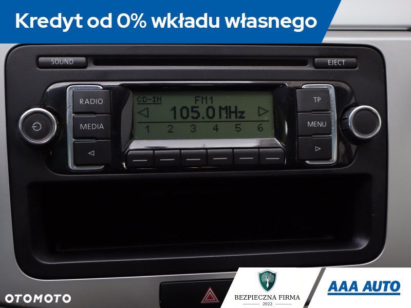 Volkswagen Passat - 13