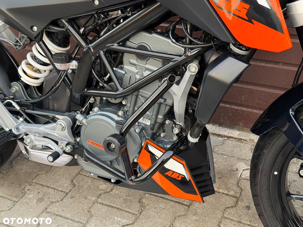 KTM Duke 125 - 5