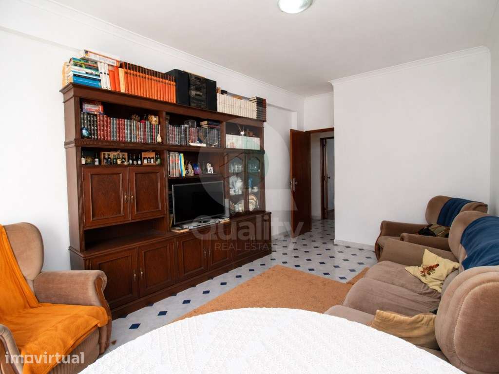 Apartamento T3 - Baixa da Banheira - Grande imagem: 4/25