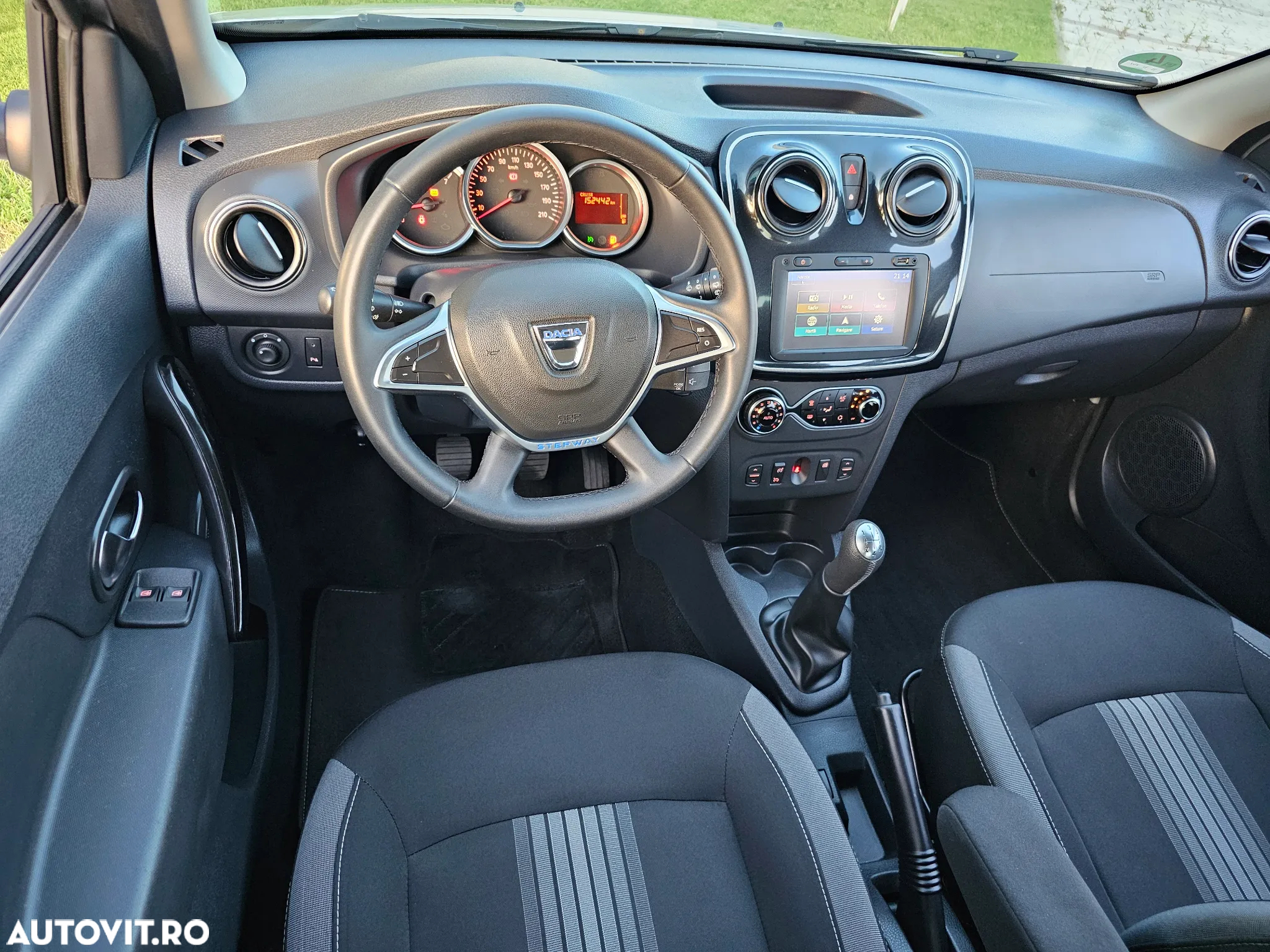 Dacia Sandero TCe 90 Celebration - 6