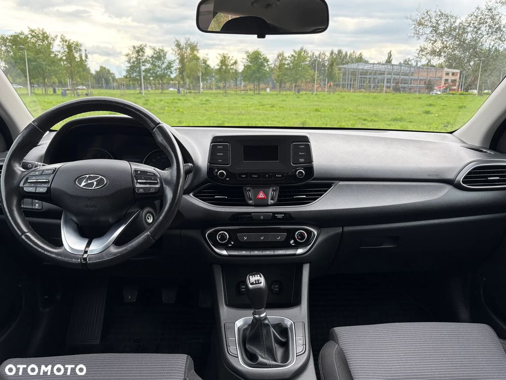 Hyundai i30 1.5 DPI Modern - 12