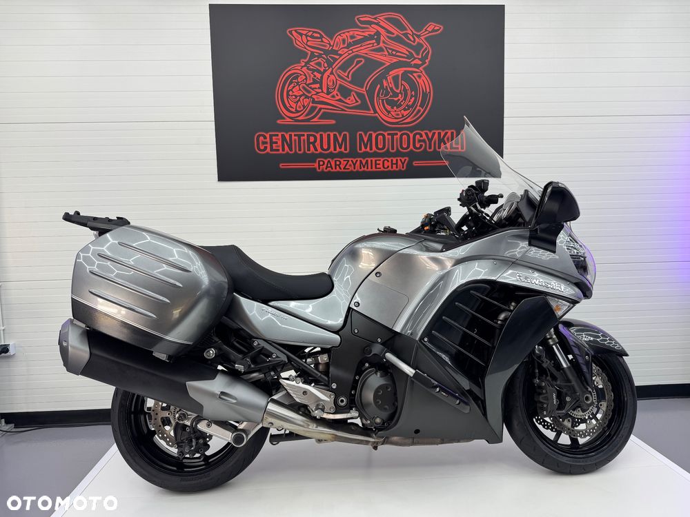Kawasaki GTR - 2