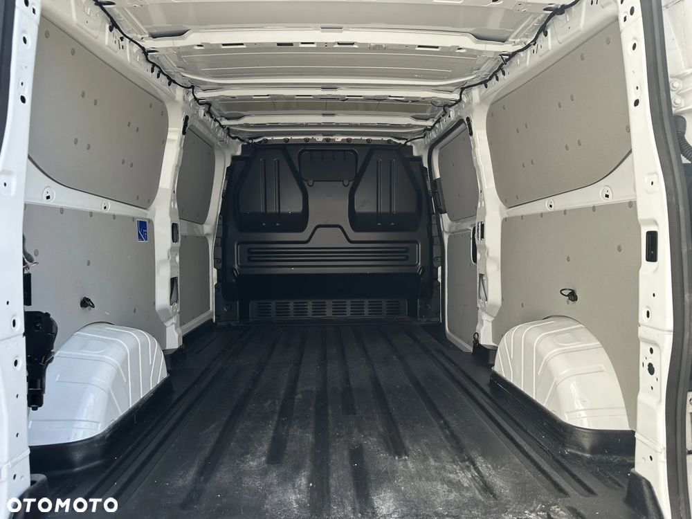 Ford Transit Custom - 12