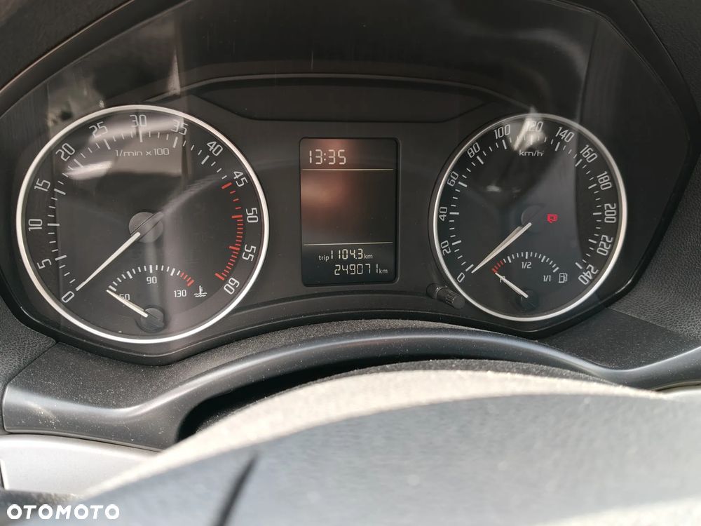 Skoda Octavia 2.0 TDI Ambiente - 9