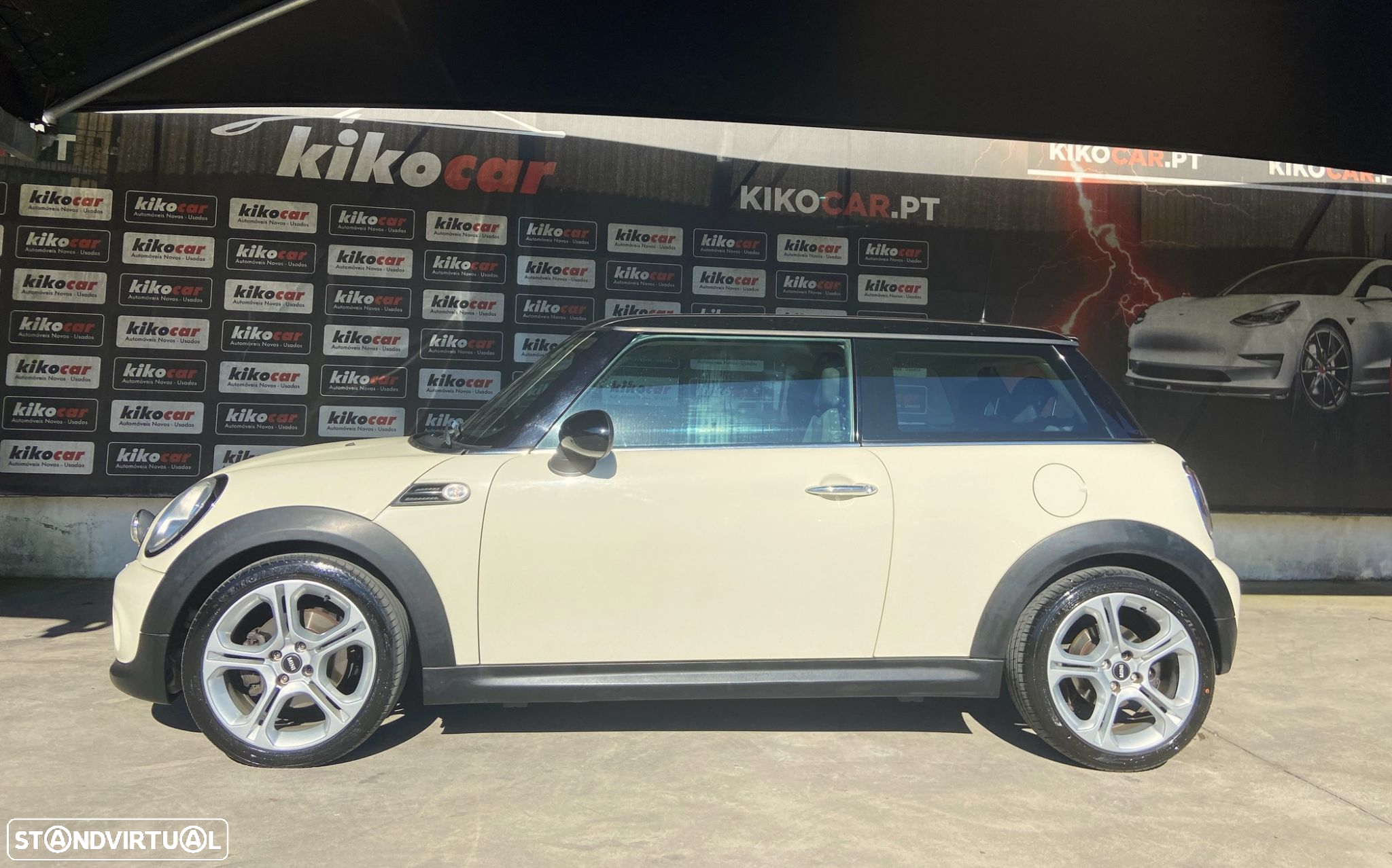 MINI 3 Portas Cooper D - 5