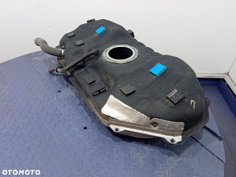 KIA STONIC LIFT 20-25 1.0 T-GDI 120KM ZBIORNIK PALIWA 31100H8620 - 5