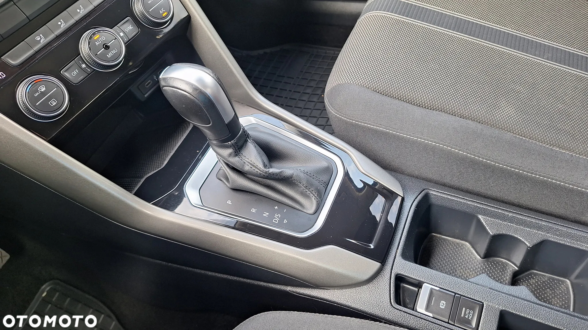 Volkswagen T-Roc 1.5 TSI GPF ACT Active DSG - 29