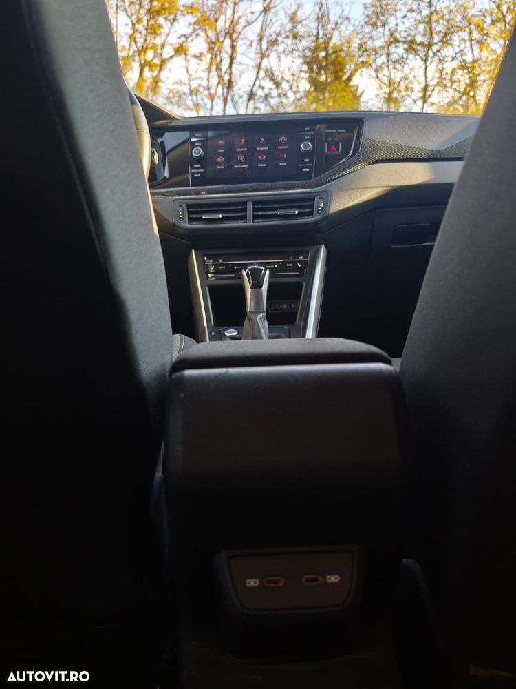 Volkswagen Taigo 1.0 TSI DSG Advanced - 10