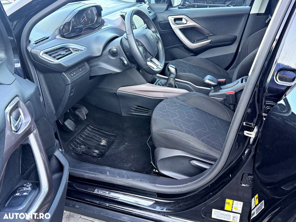 Peugeot 2008 PureTech 82 Style - 7
