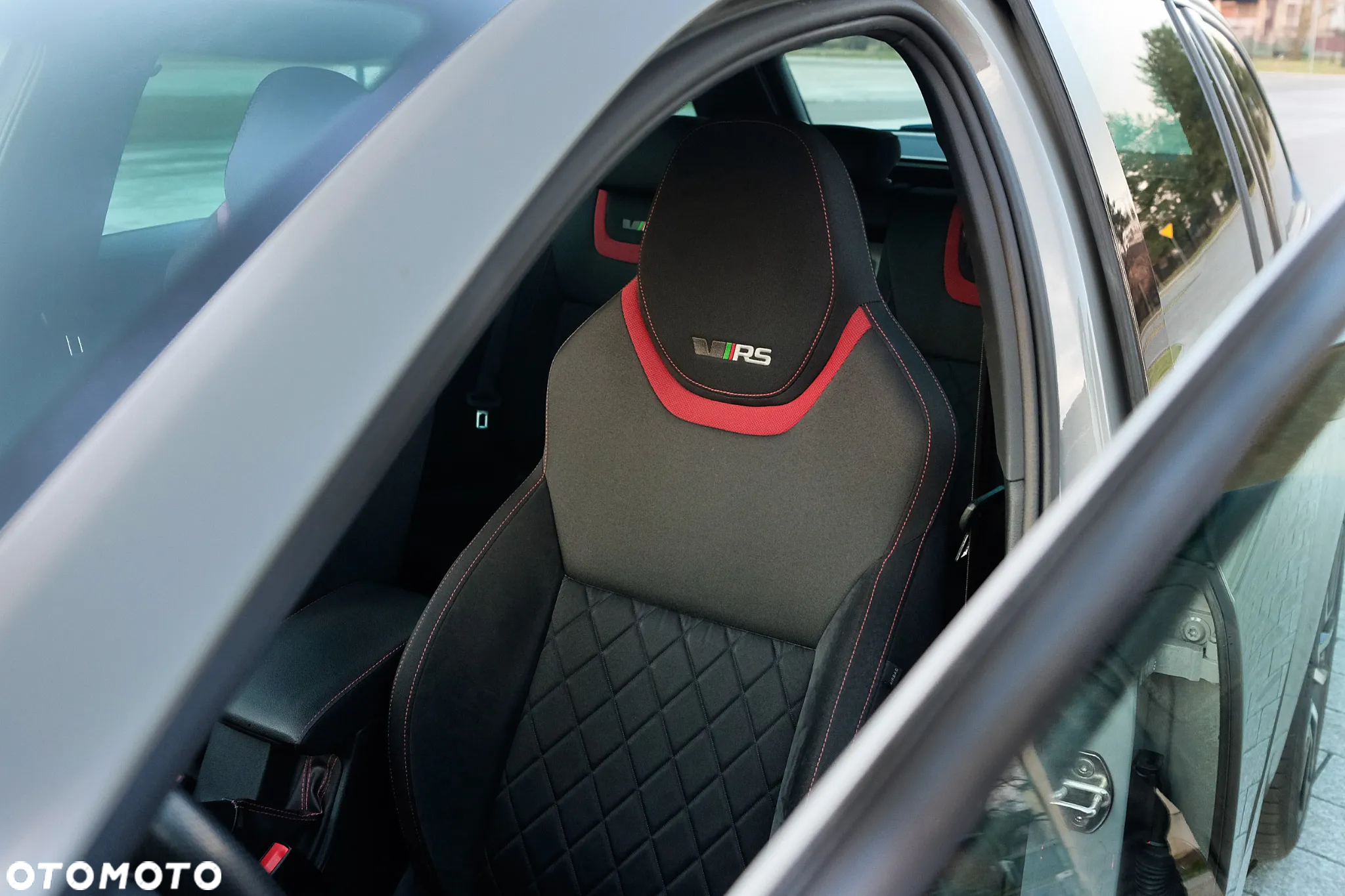 Skoda Octavia Combi 2.0 TSI RS 230 - 14