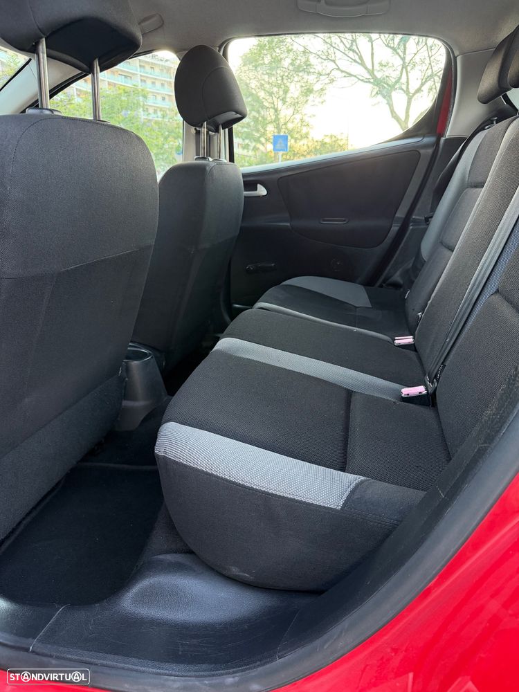 Peugeot 207 1.4 16V Sport - 8