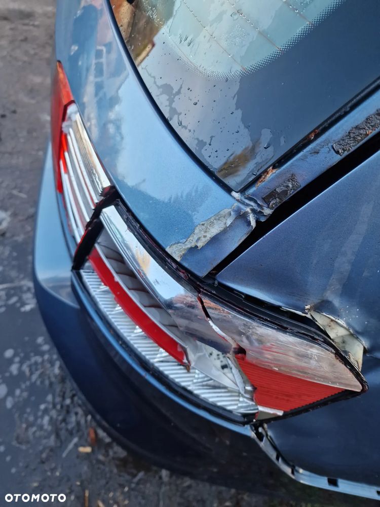 Klapa tył Passat  B8  kombi  w  kolorze  LB5J - 4
