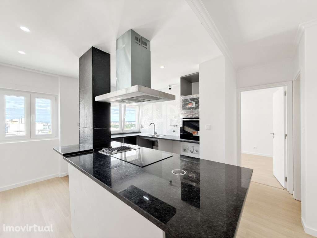 Apartamento T3 Renovado // Monte da Caparica - Grande imagem: 3/23