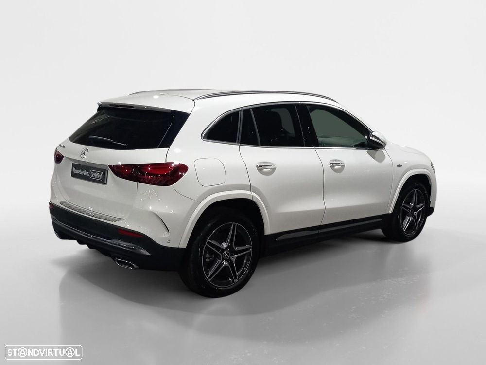 Mercedes-Benz GLA 250 e - 3