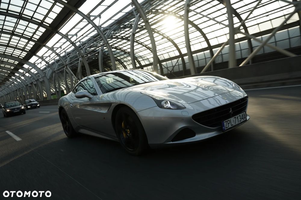 Ferrari California T - 8