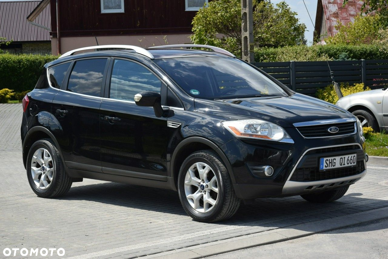 Ford Kuga 2.0 TDCi 2x4 Titanium - 4