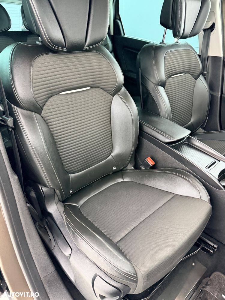 Renault Grand Scenic ENERGY dCi 130 BOSE EDITION - 19
