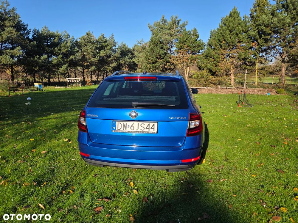 Skoda Octavia 1.5 TSI ACT Style DSG - 8