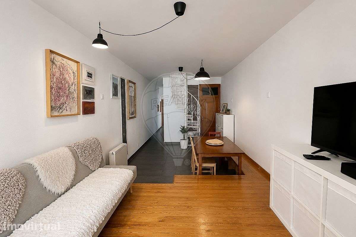Apartamento T2 para arrendamento - Grande imagem: 2/19