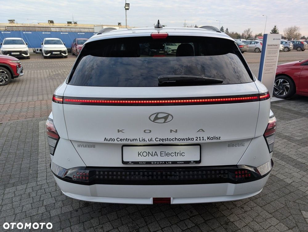 Hyundai Kona 65kWh Executive - 4