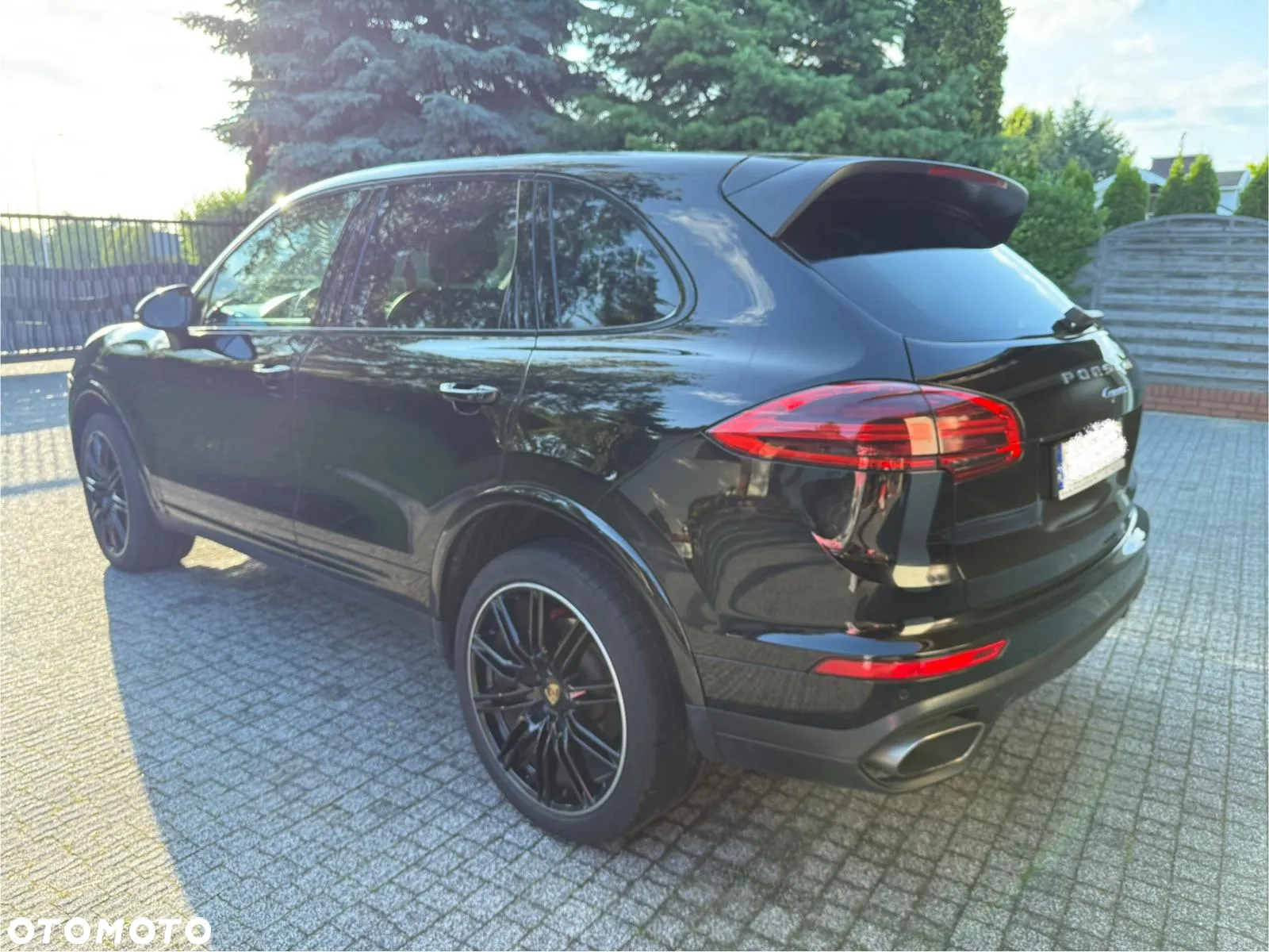 Porsche Cayenne S Platinum Edition - 14
