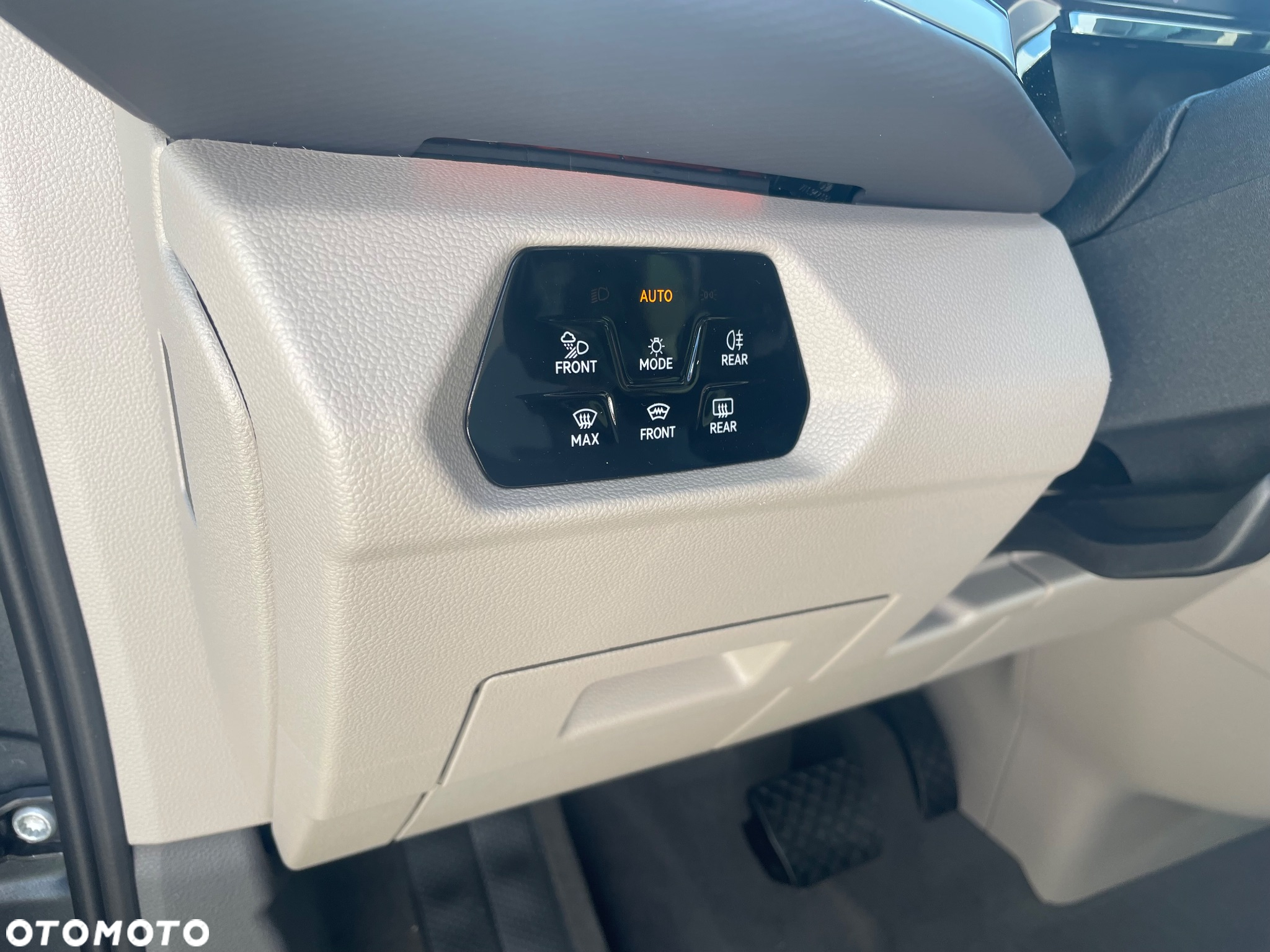 Volkswagen Multivan 1.4 TSI eHybrid PHEV L1 Life DSG - 13