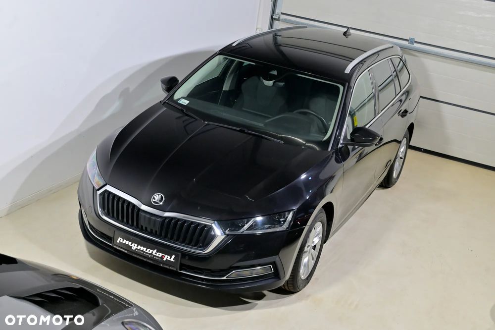 Skoda Octavia 2.0 TDI Style DSG - 1